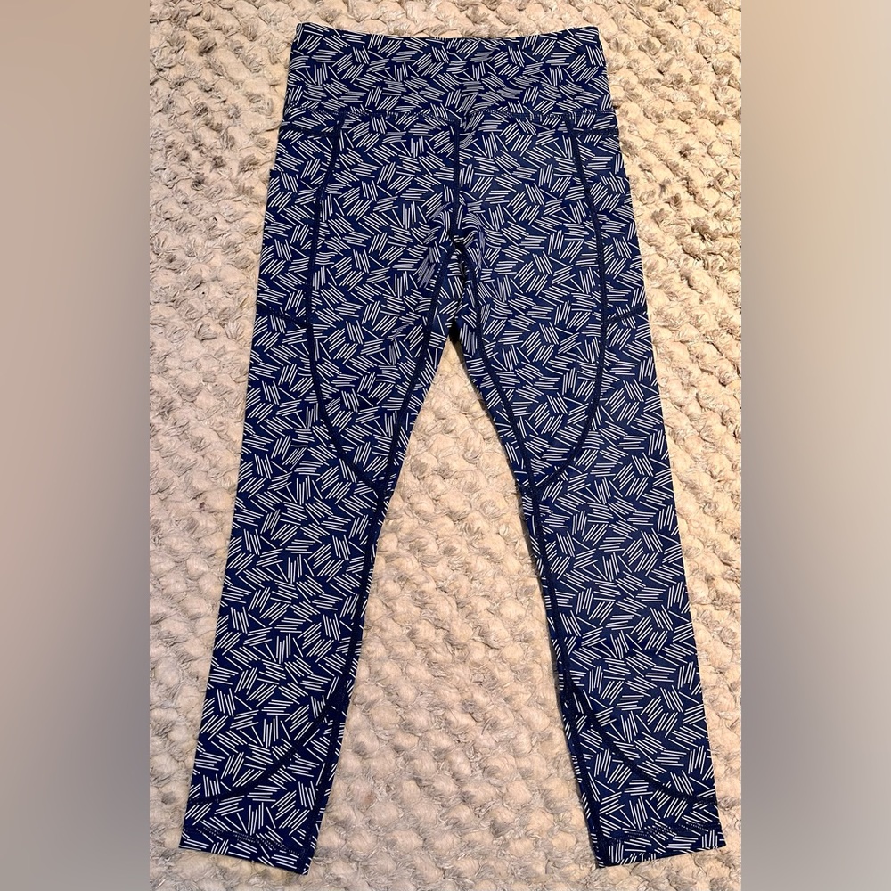 Zyia Like New Size 4